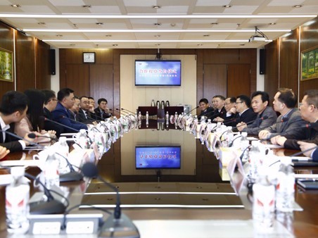 深圳yl6809永利集团和湖北宜化集团签署投资相助协议